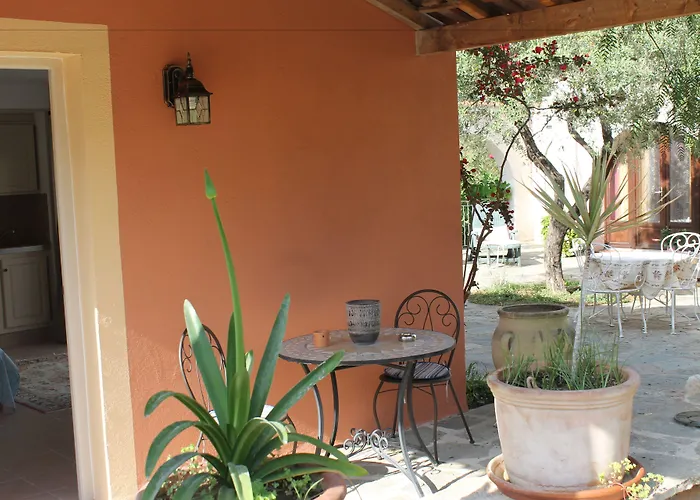 D'hotes Le Clos Des Oliviers 2*