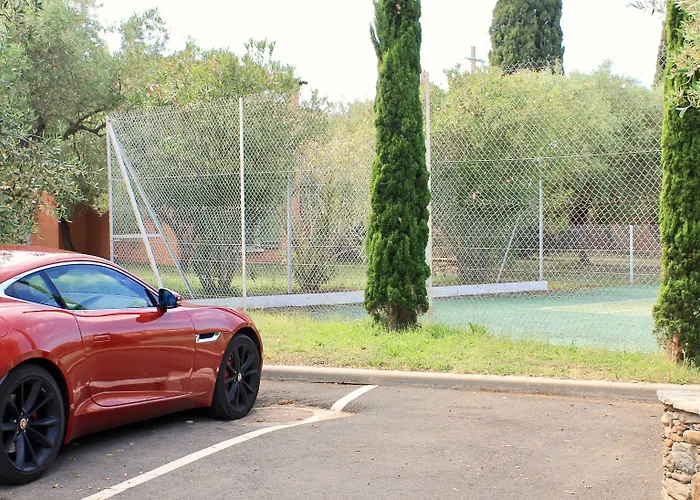 מלון D'hotes Le Clos Des Oliviers 2*