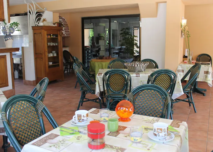 D'hotes Le Clos Des Oliviers מלון