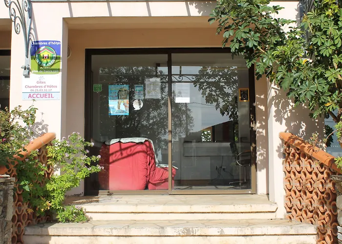 D'hotes Le Clos Des Oliviers 2*