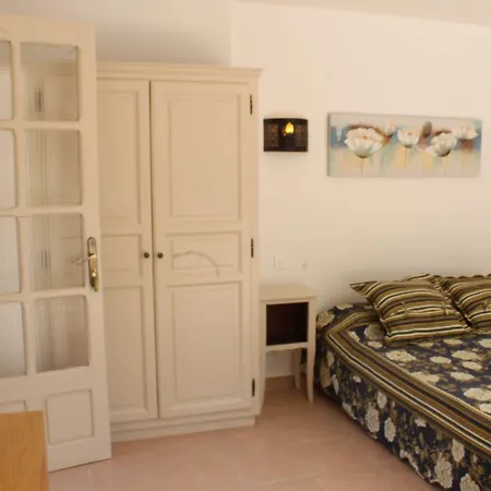 Hotell D'hotes Le Clos Des Oliviers