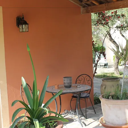 D'hotes Le Clos Des Oliviers 2*