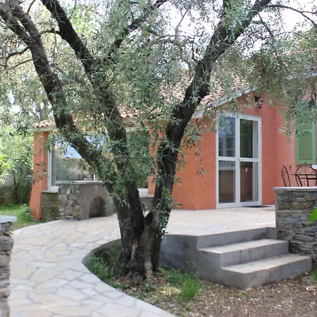 D'hotes Le Clos Des Oliviers Hotel 2*