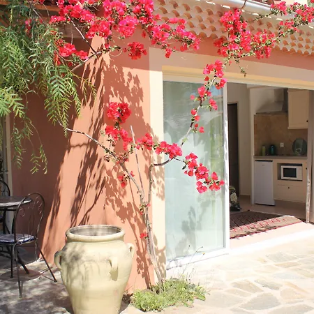 Hotell D'hotes Le Clos Des Oliviers 2*