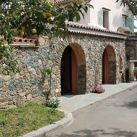 Hotell D'hotes Le Clos Des Oliviers 2*