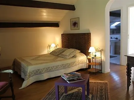 Hotel D'hotes Le Clos Des Oliviers Sorbo-Ocagnano