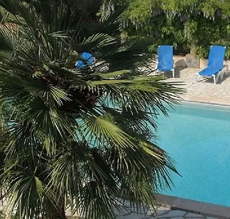 Hotell D'hotes Le Clos Des Oliviers 2*