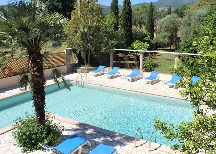 D'hotes Le Clos Des Oliviers מלון 2*